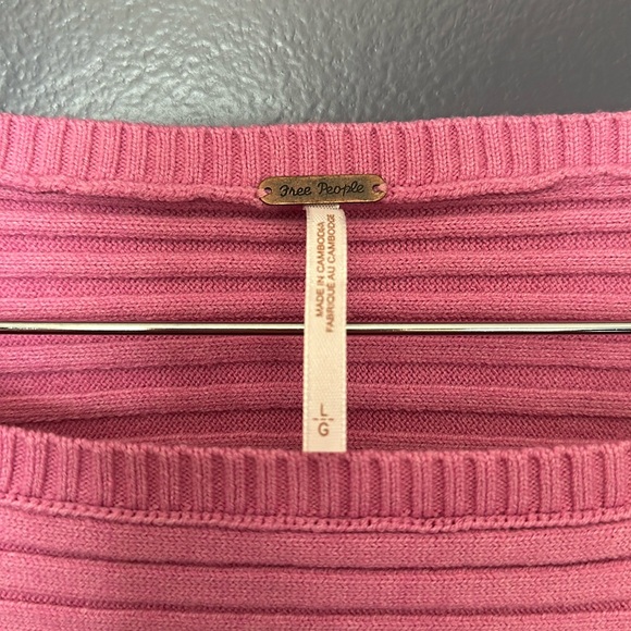 FREE PEOPLE Sublime Pullover Sugar Magnolia Loose Cropped Sweater EUC Size Large - Picture 4 of 7